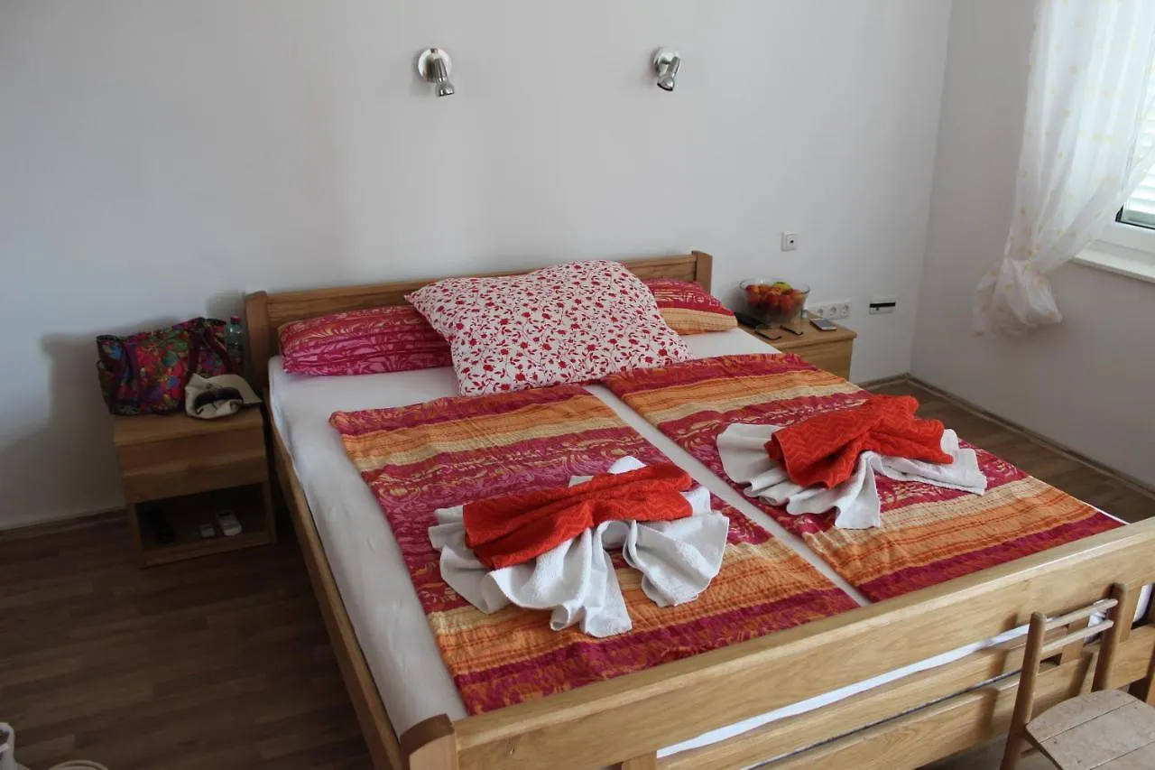 Apartment Mladen Biograd Na Moru